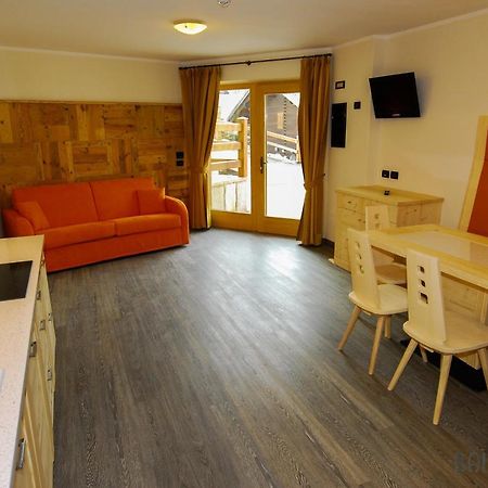 Residence Baita Cusini リヴィーニョ エクステリア 写真