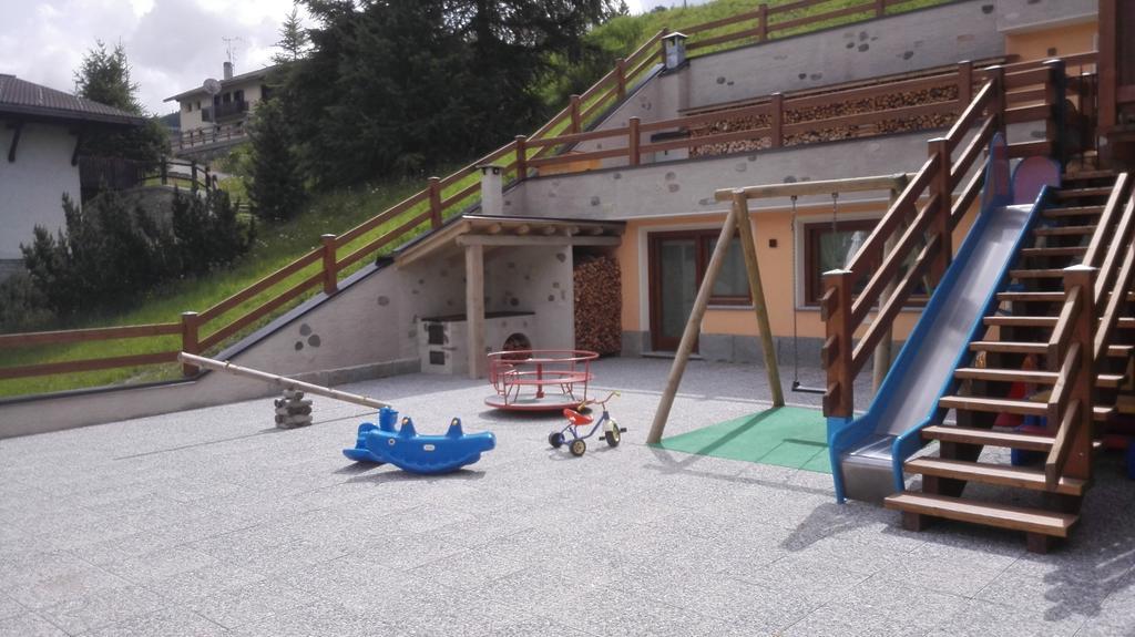 Residence Baita Cusini リヴィーニョ エクステリア 写真