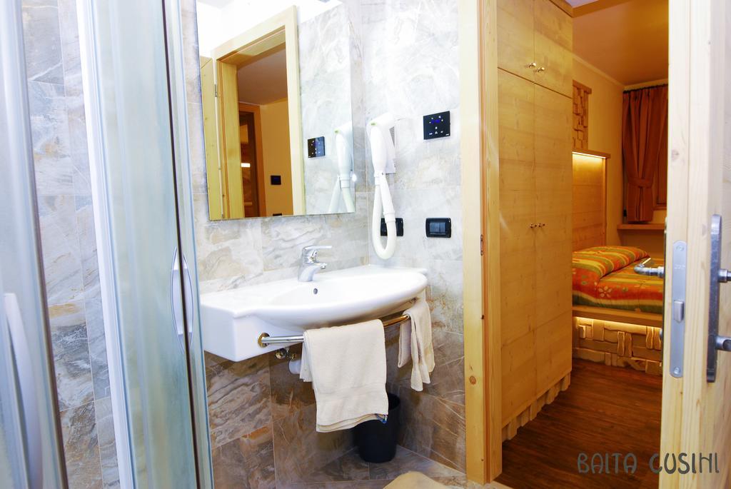 Residence Baita Cusini リヴィーニョ エクステリア 写真