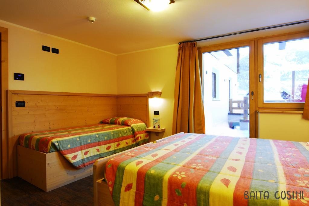 Residence Baita Cusini リヴィーニョ エクステリア 写真