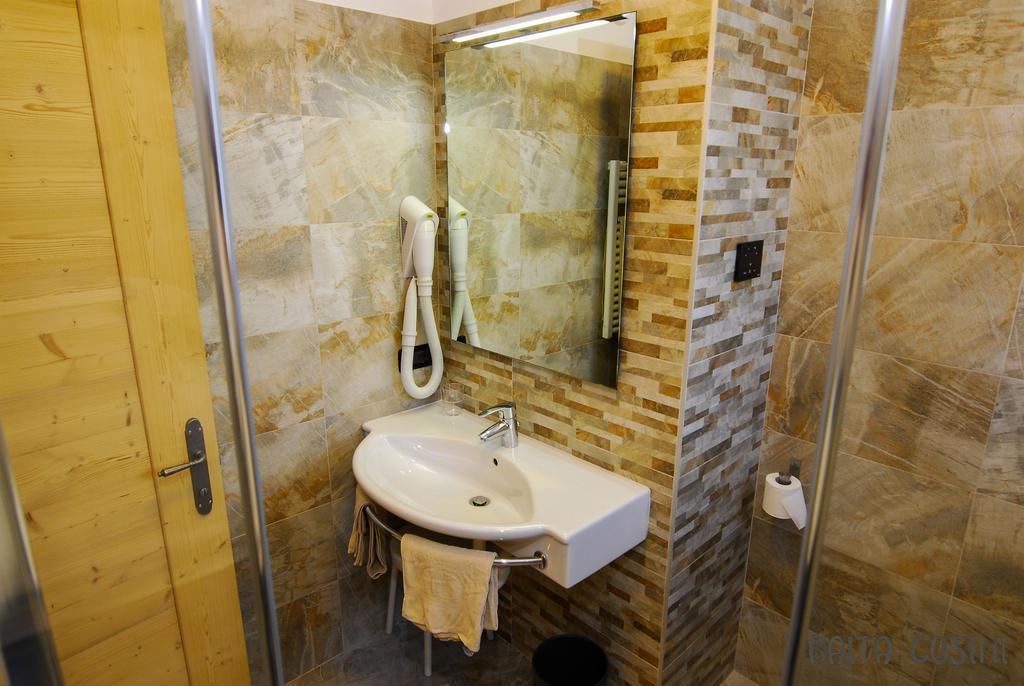 Residence Baita Cusini リヴィーニョ エクステリア 写真