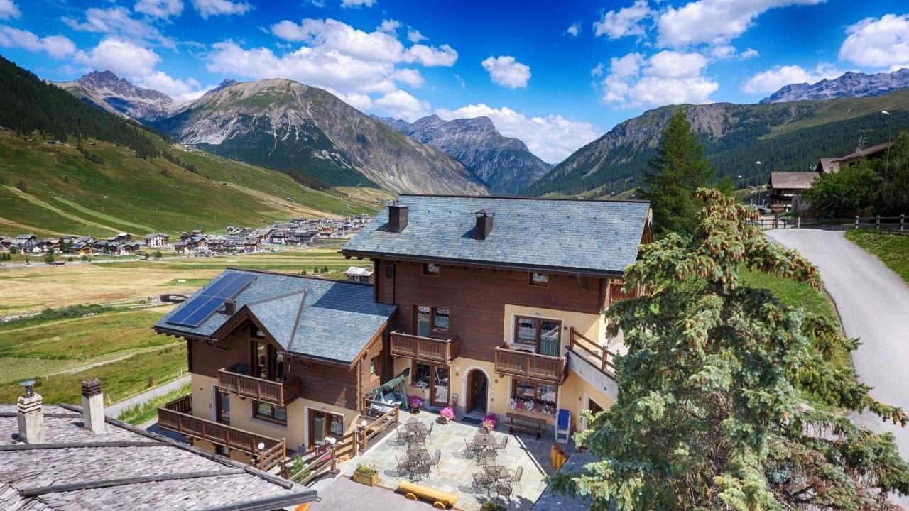 Residence Baita Cusini リヴィーニョ エクステリア 写真