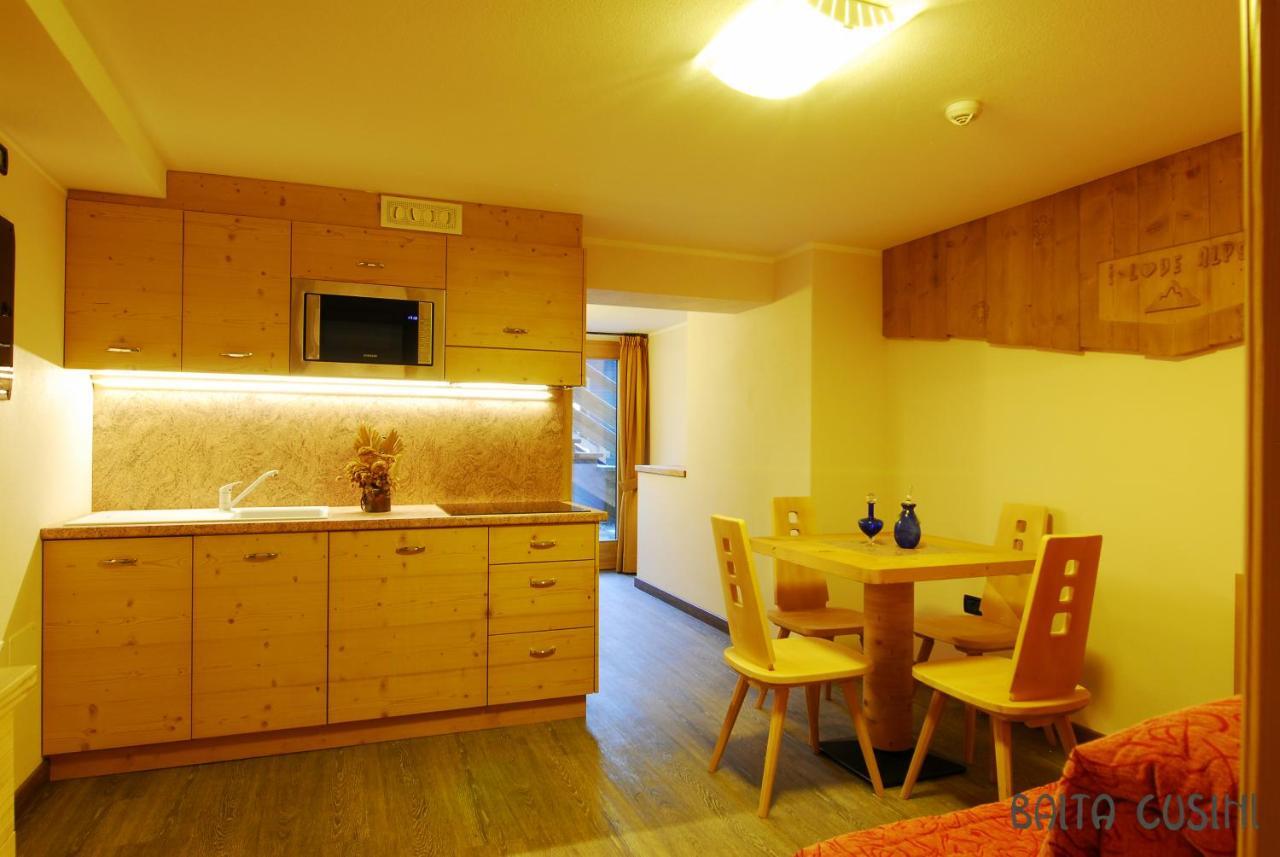 Residence Baita Cusini リヴィーニョ エクステリア 写真